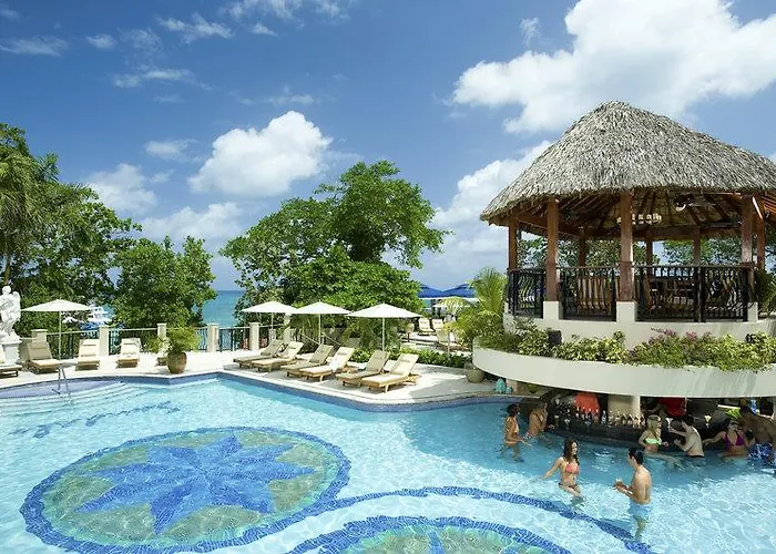 Hotel Sandals Grande Riviera Beach & Golf